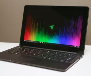 Specification of Aftershock SM-15 rival: Razer Blade Stealth 512GB, UHD.