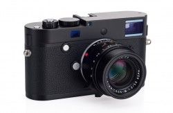 Specification of Fujifilm X-Pro2 rival: Leica M Monochrom (Typ 246).