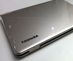 Toshiba Satellite CL10-B