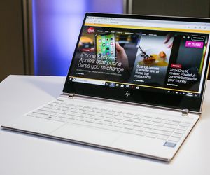 HP Spectre price and images.