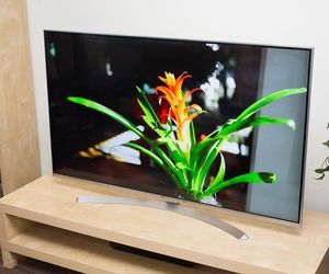 Specification of Sony XBR-65X900E BRAVIA X900E Series rival: LG 75UH8500.