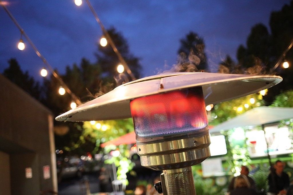 Canon EOS 5D Mark IV specs and prices. Canon EOS 5D Mark IV comparison